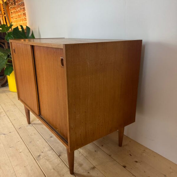 arredo salotto design scandinavo credenza teak