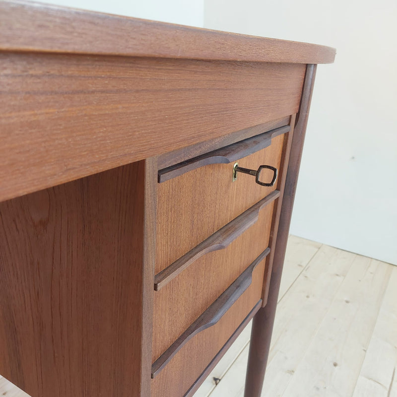 arredo studio vintage design scandinavo