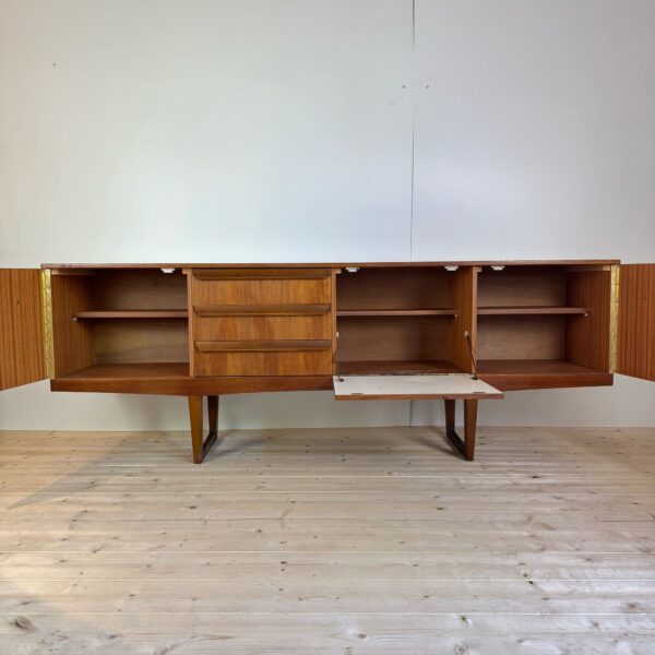 Credenza in teak, Regno Unito 1960