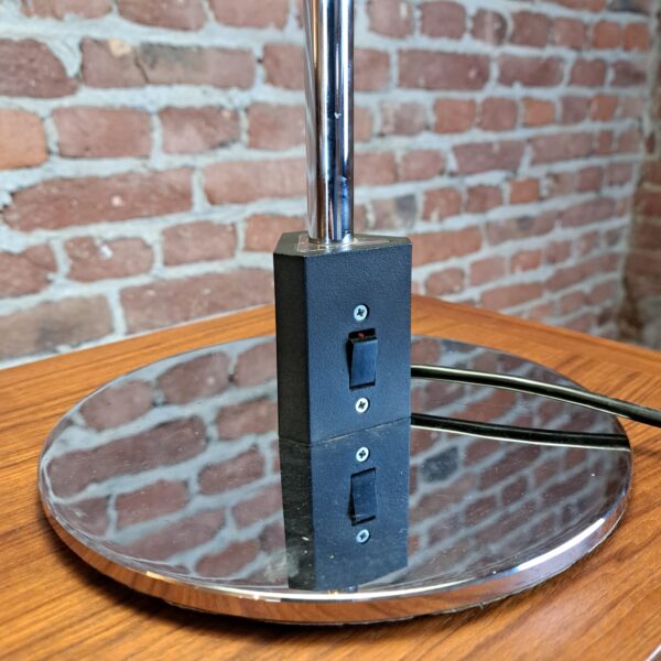 Ph4/3 Luois Poulsen, lampada da tavolo. Danimarca 1960