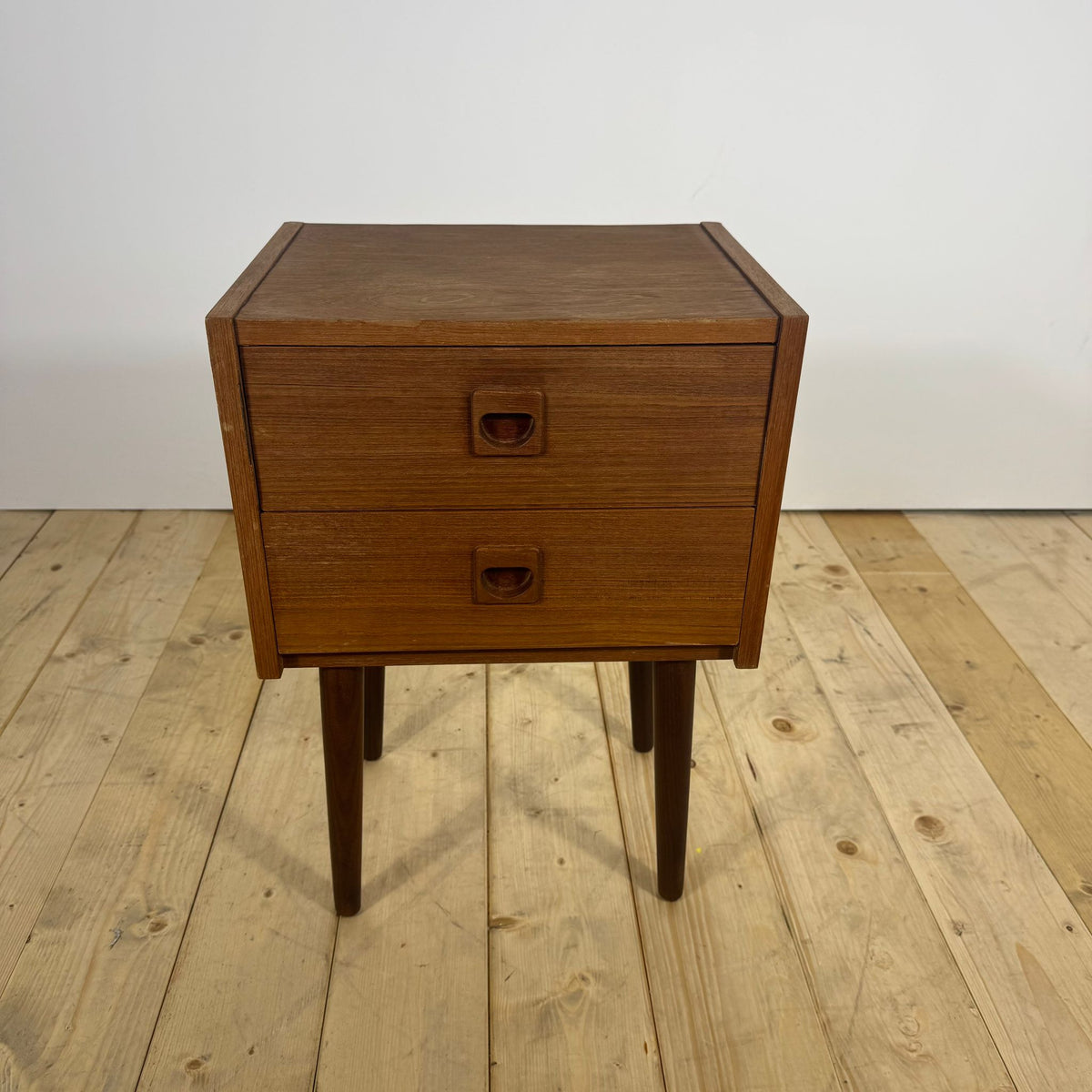 Comodino Danese in Teak – Design Scandinavo Mid-Century, Anni ’60