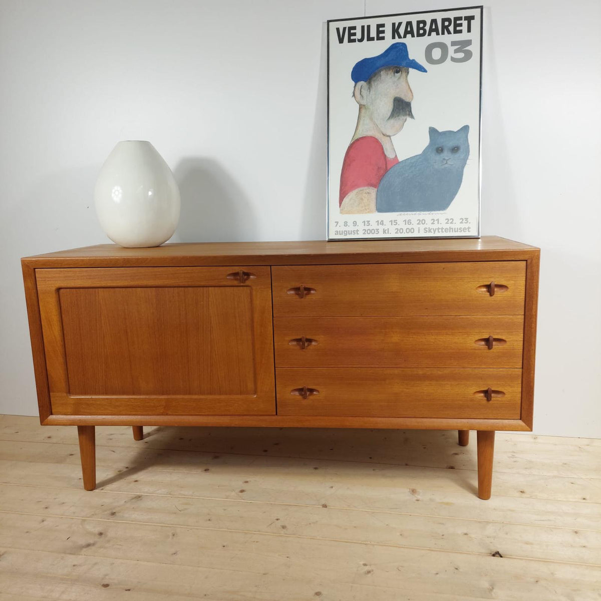 Sideboard con cassetti di H.W. Klein per Bramnin, Danimarca 1960