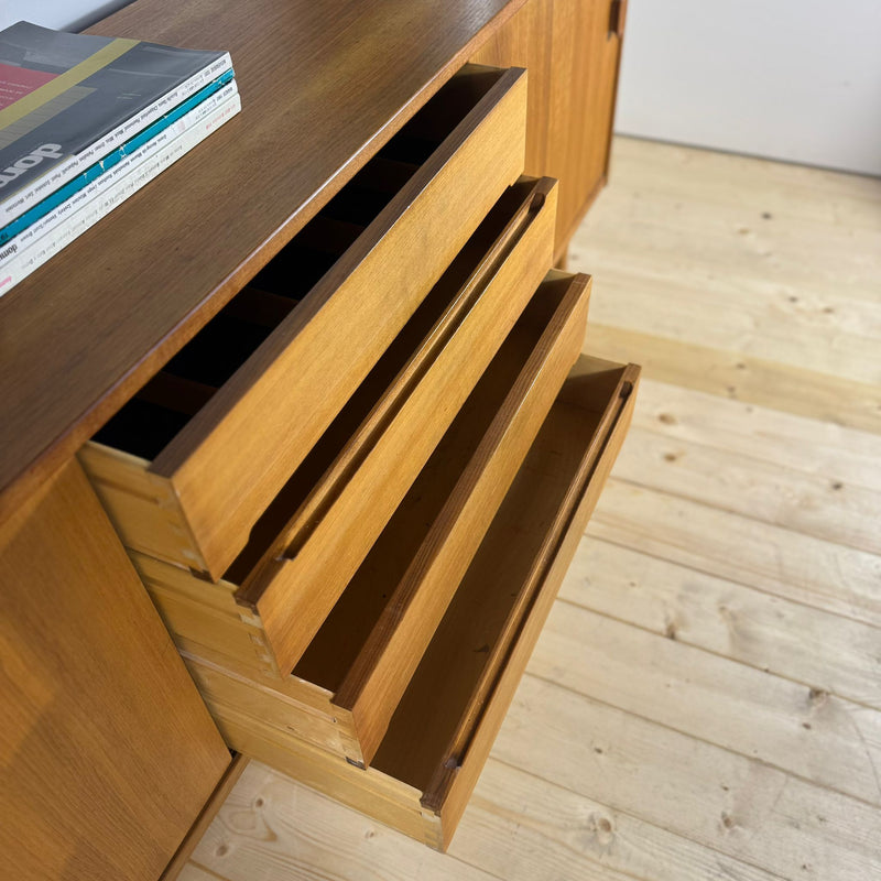 Sideboard “Arild” di Nils Jonsson per Troeds – Svezia, 1960