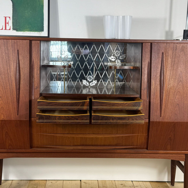 Sideboard Alta in Teak – Eleganza Mid-Century Scandinava Originale Anni ’60