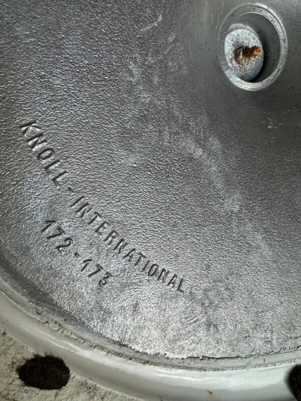 Tavolo da pranzo Tulip, Eero Saarinen per Knoll International