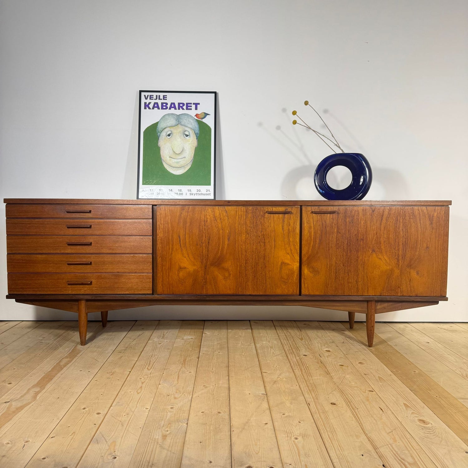 Sideboard Vintage in Teak – Credenza Mid-Century di Eleganza Senza Tempo