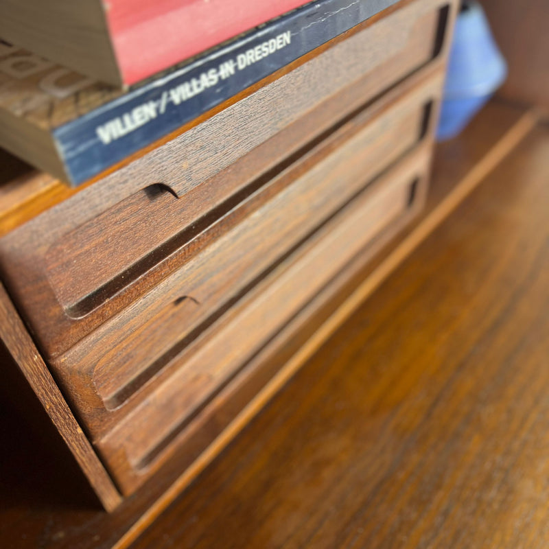 Libreria in Teak con Scrittoio Estraibile – Design Scandinavo Vintage