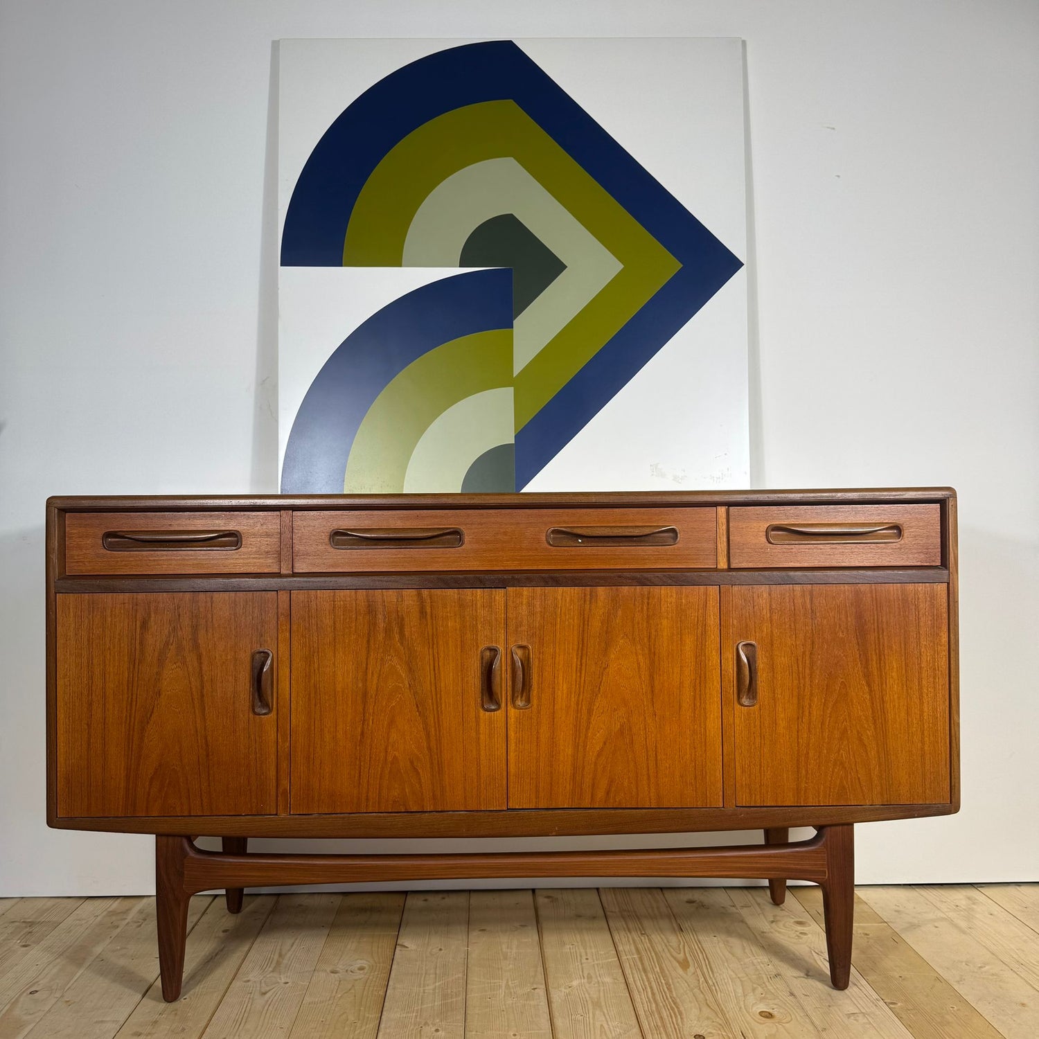 Sideboard G-Plan in Teak – Credenza Mid-Century di Design Britannico
