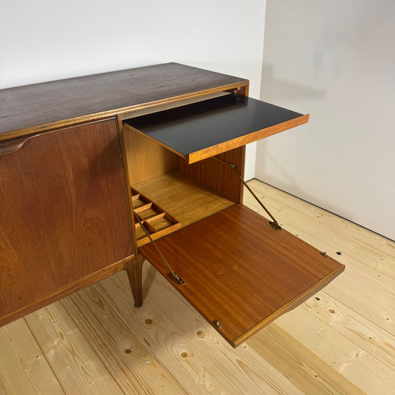 McIntosh sideboard in teak – Mobile vintage restaurato, anni ’60