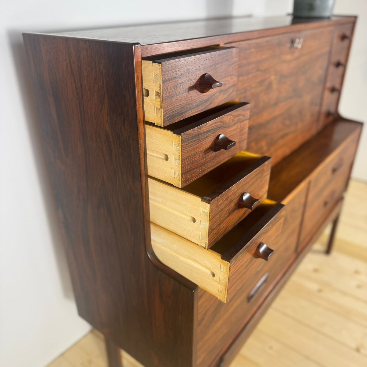 cassetti secrétaire arne wahl iversen