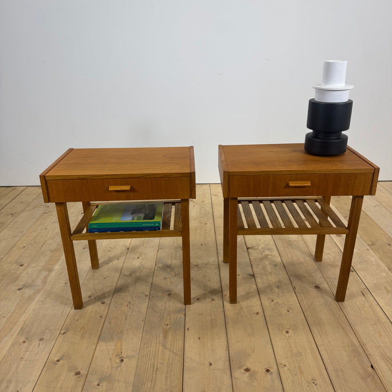 Coppia di comodini in teak svedesi, 1960