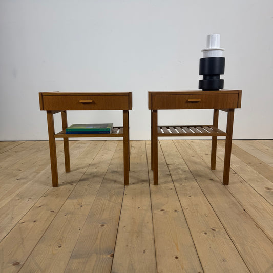Coppia di comodini in teak svedesi, 1960