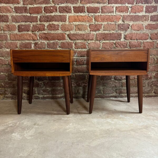 coppia comodini danimarca 1960 design vintage