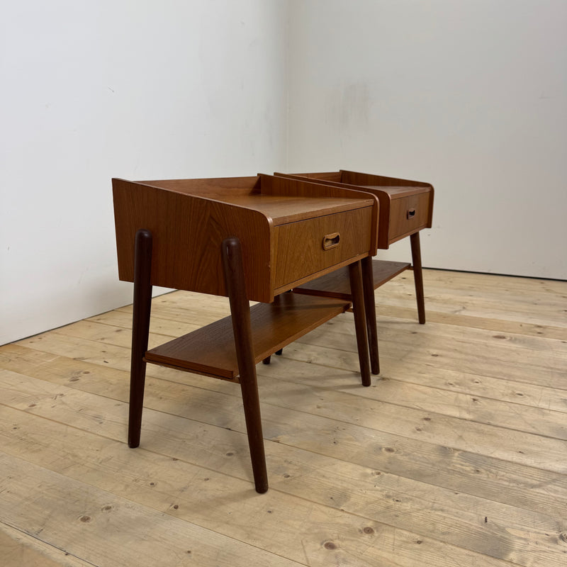 Coppia di comodini in teak danesi, anni ’60