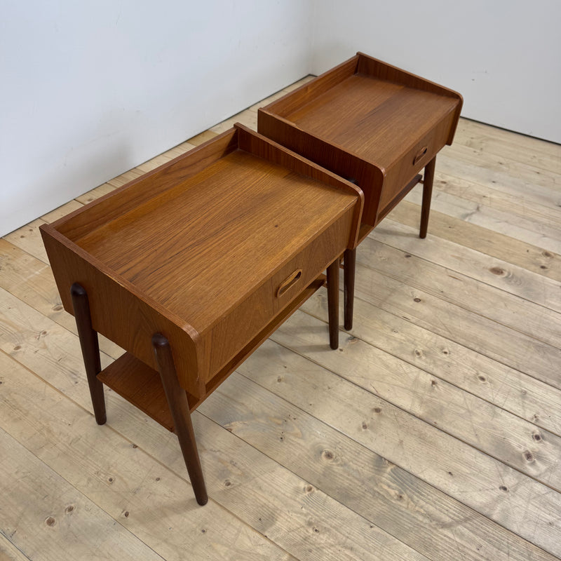 Coppia di comodini in teak danesi, anni ’60