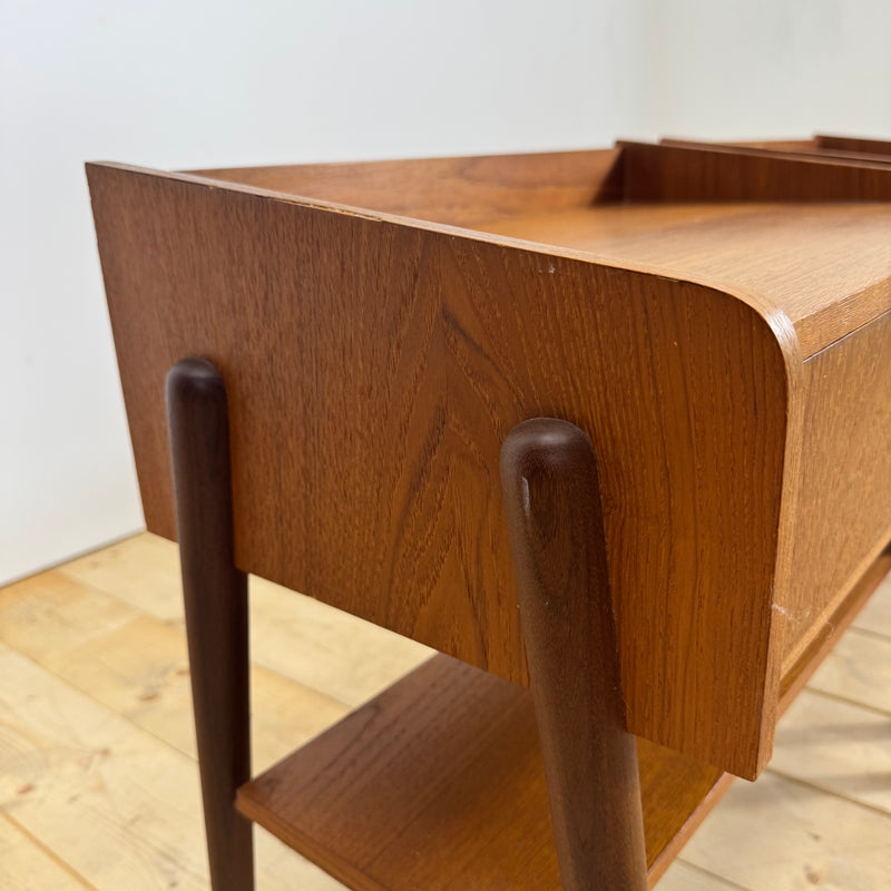 Coppia di comodini in teak danesi, anni ’60