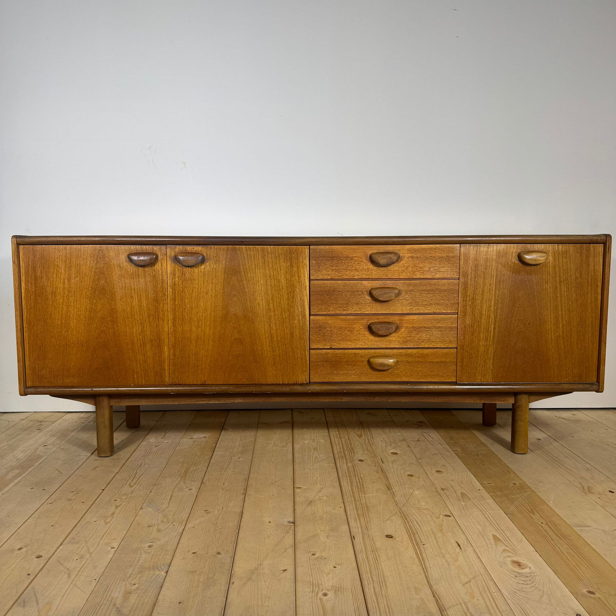Sideboard Inglese in Teak – Credenza Mid-Century Anni ’60
