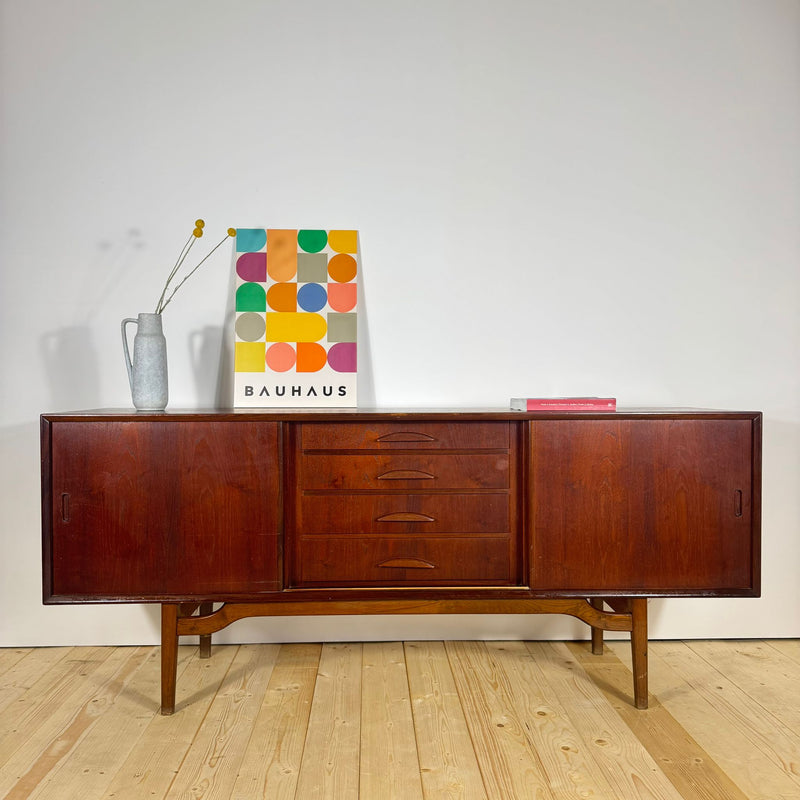Sideboard in Teak con Cassetti – Design Scandinavo Vintage