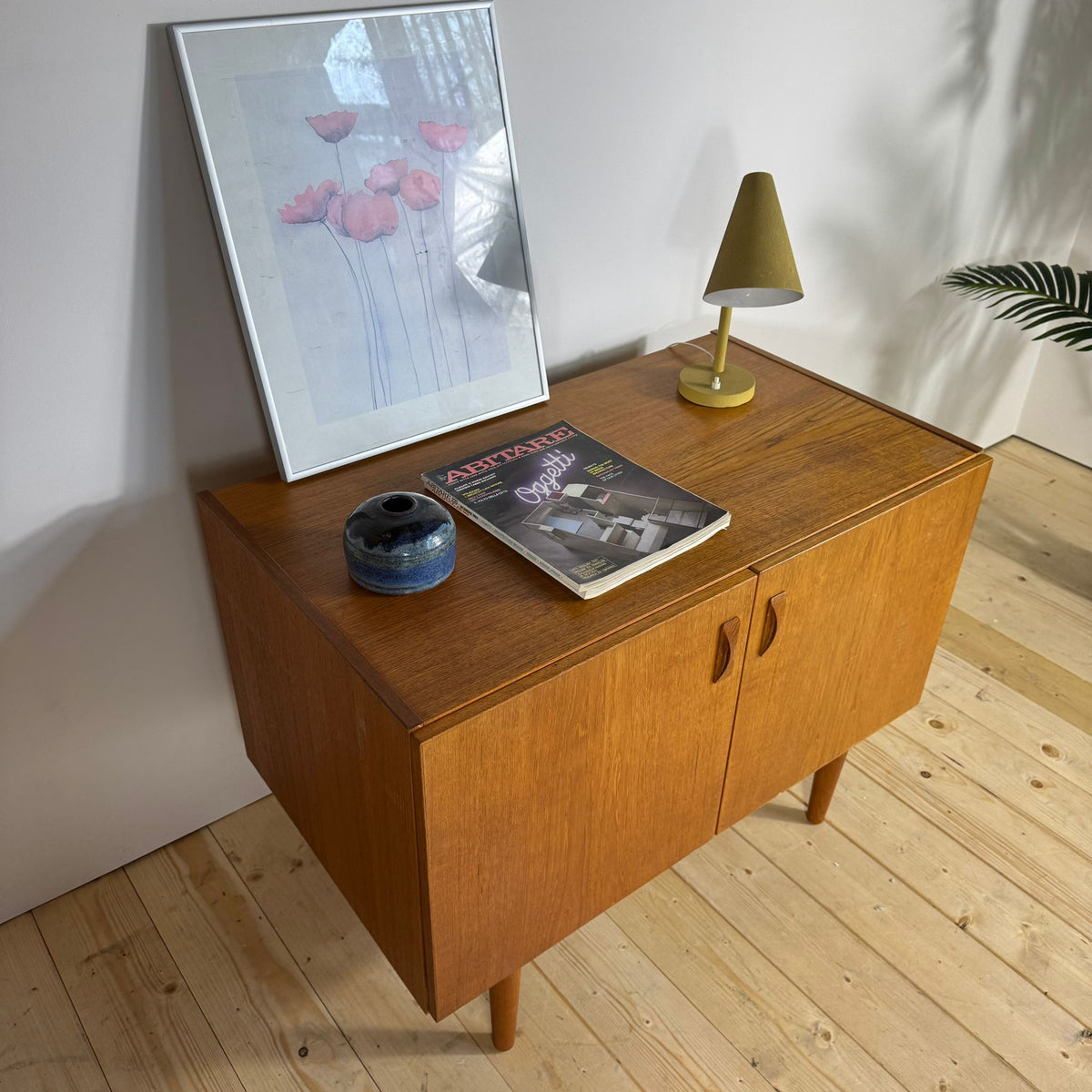 Sideboard Mid-Century Modern in Teak con Cassetti Interni