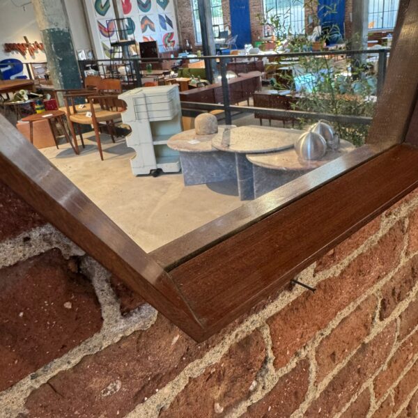 dettaglio cornice profonda specchio teak stov furniture