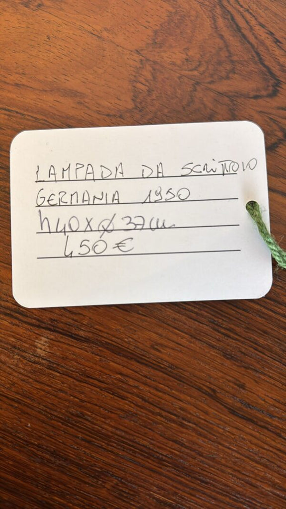 dettaglio lampada metallo anni sessanta h40