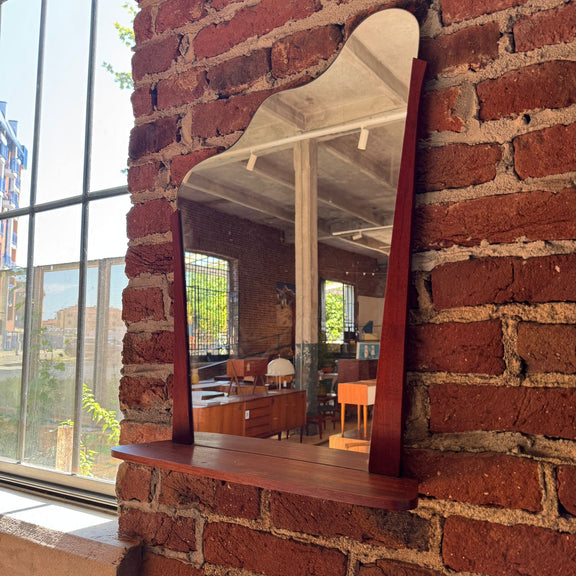 dettaglio mensola legno teak specchio vintage