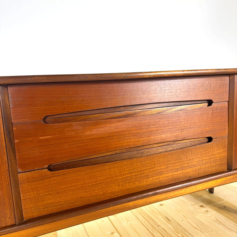 Sideboard danese anni ’60 in teak – design scandinavo originale vintage