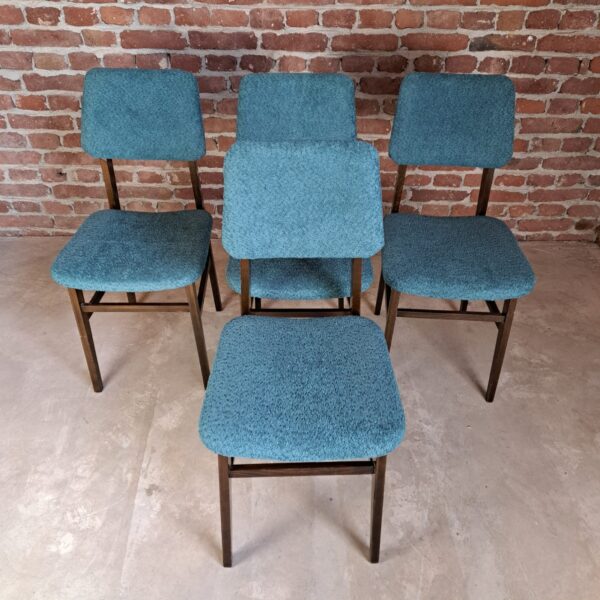 Set di quattro sedie