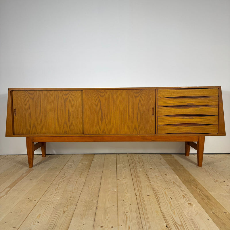 Sideboard in Teak Danese Anni ’60 – Ante Scorrevoli e Cassetti