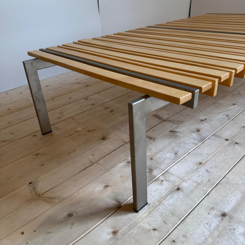 Panca in legno e metallo con cuscini - Danimarca 1970