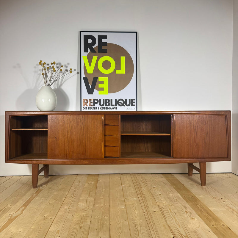 Credenza danese Mid Century in teak di Axel Christensen per ACO Mobler, Danimarca