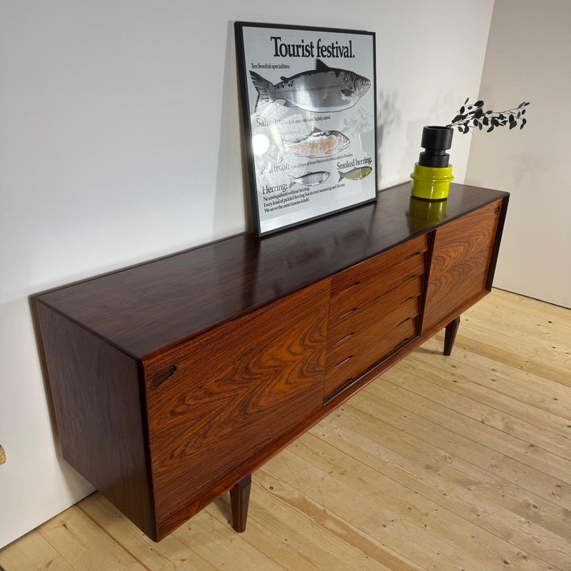Sideboard Skovby in Palissandro – Autentico Design Scandinavo Anni ’60