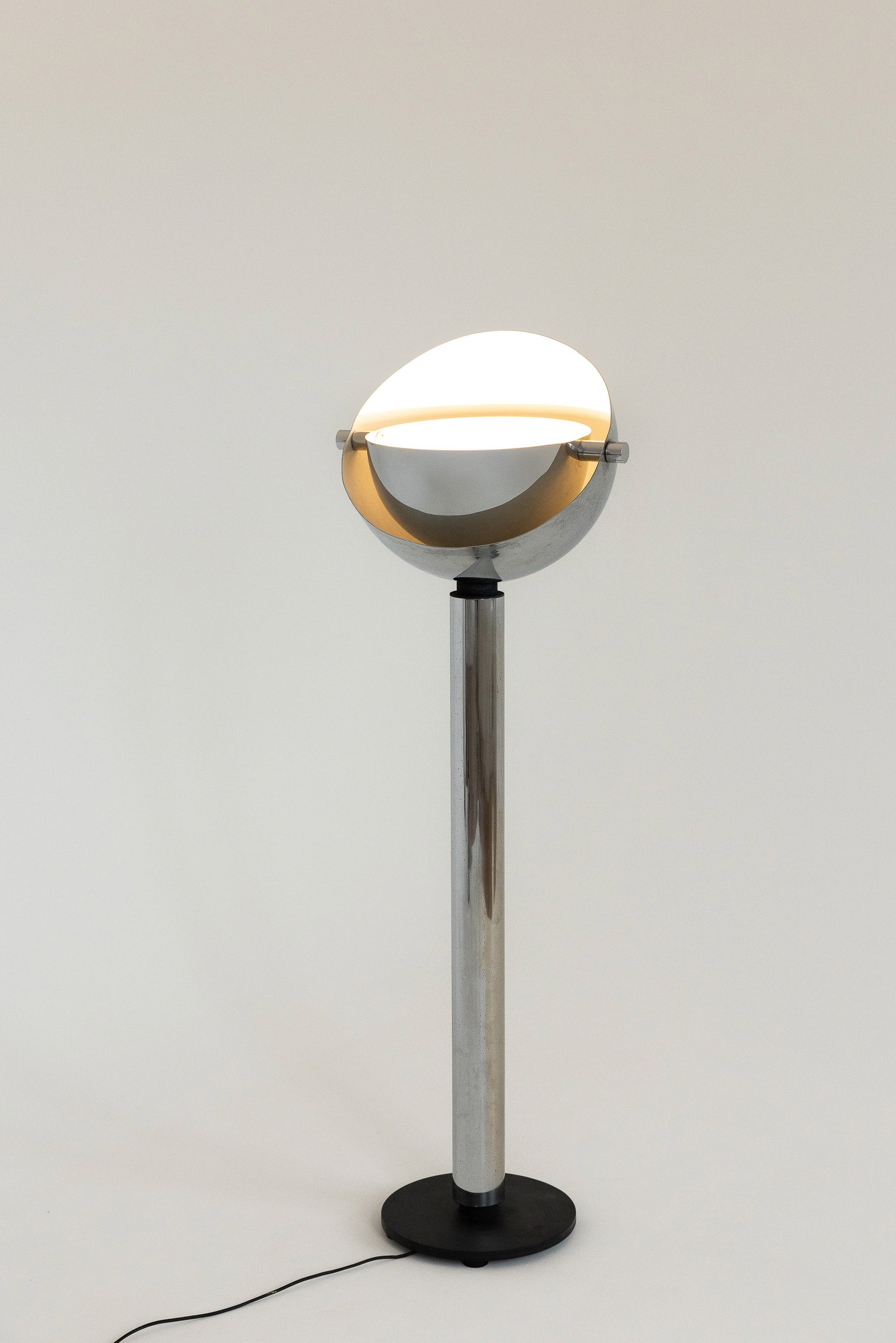 Lampada da terra Goffredo Reggiani, Italia 1970