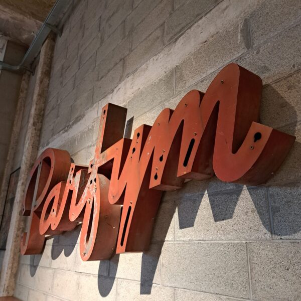 insegna vintage parfume svezia 1940 originale