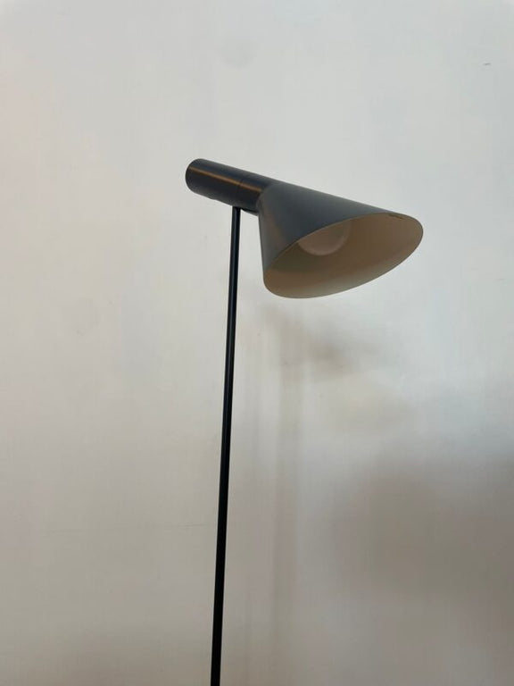 lampada terra aj terra arne jacobsen nero 1960