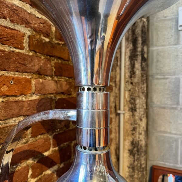 lampada vintage am as sirrah su parete illuminazione