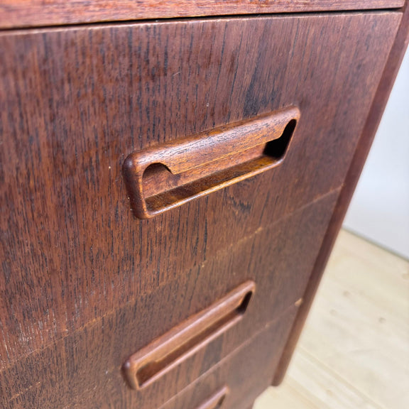 libreria in teak design danese 1960