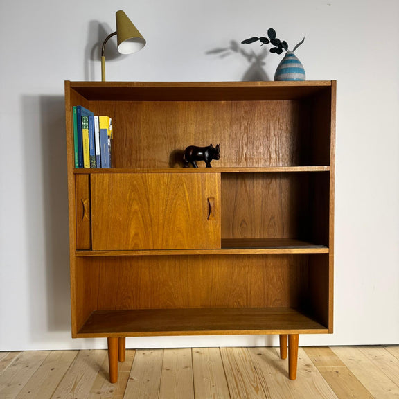 libreria scandinava modulare per living