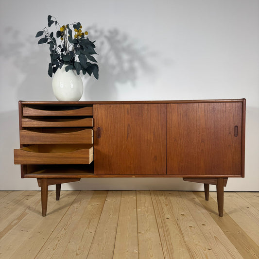 madia design scandinavo anni 60 credenza