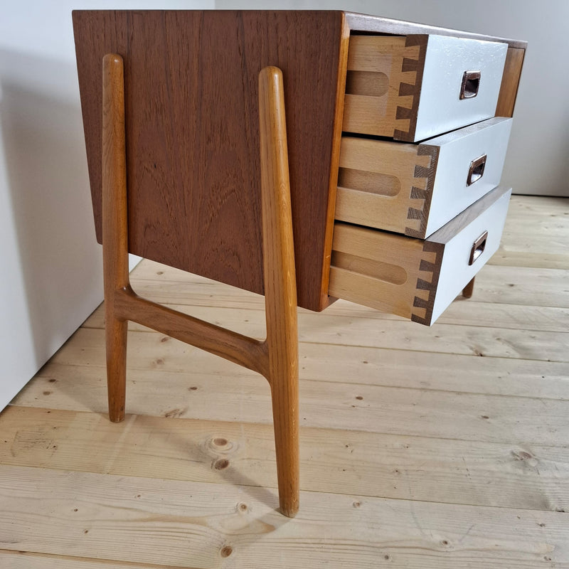 mobile soggiorno vintage teak cassetti bianchi