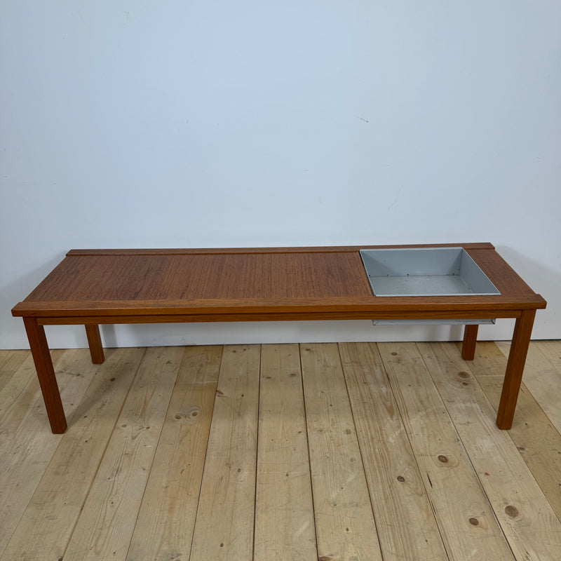 Tavolino da caffè scandinavo con portapiante in teak, 1960
