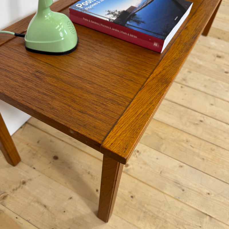 Tavolino da caffè scandinavo con portapiante in teak, 1960
