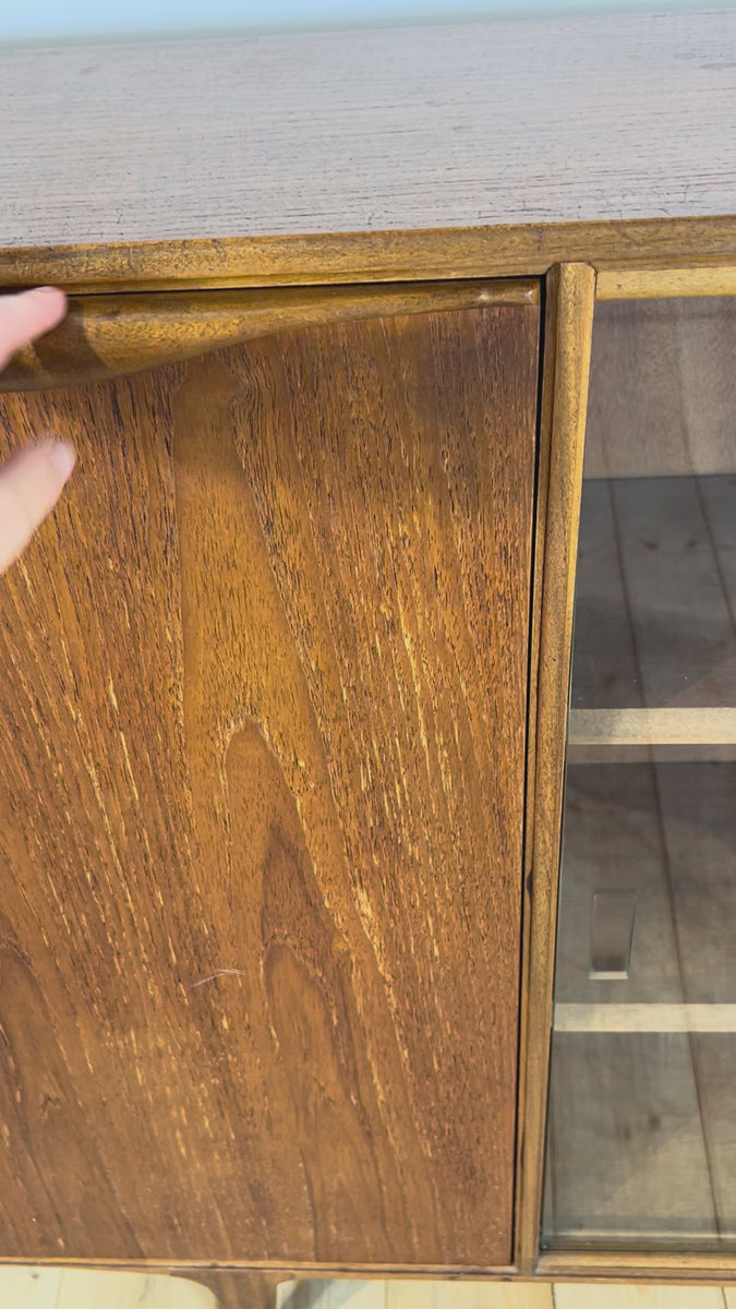 Sideboard Dunvegan di McIntosh, Regno Unito