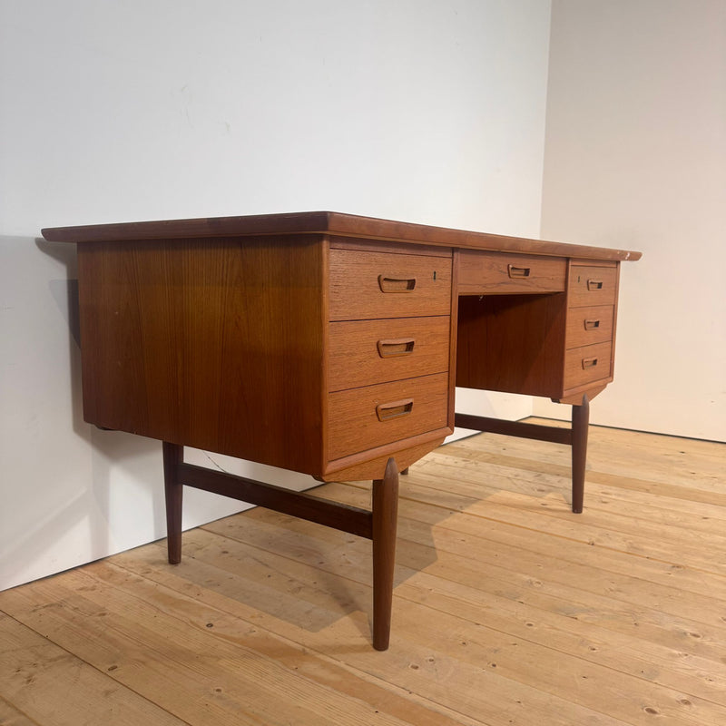 Scandinavian teak desk, 1960s