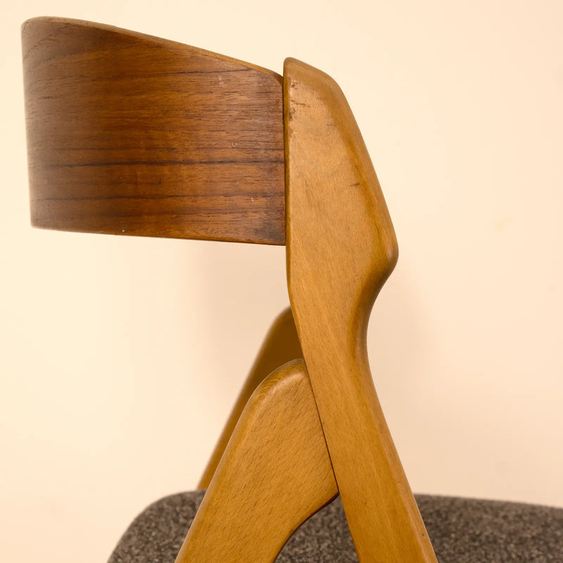 Set of 4 model 1255 chairs by Kjaernulf, 1960s