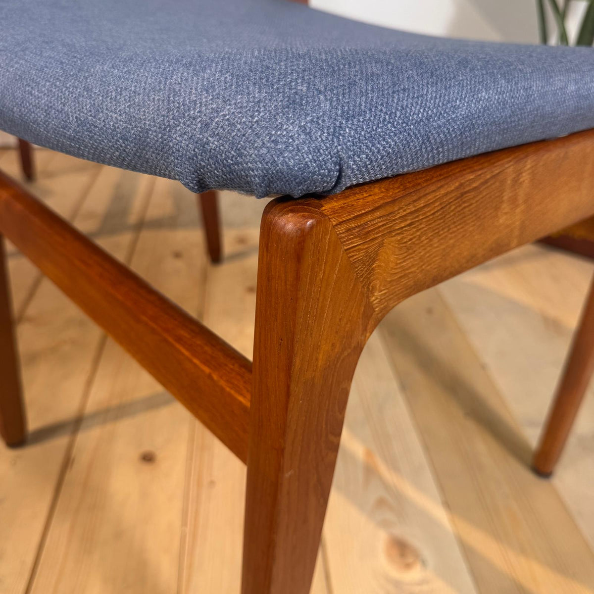 Set di 4 sedie da pranzo danesi in teak, anni ’60