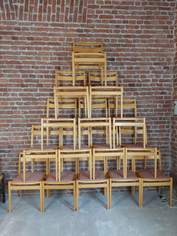 set 18 sedie impilabili danimarca 1970