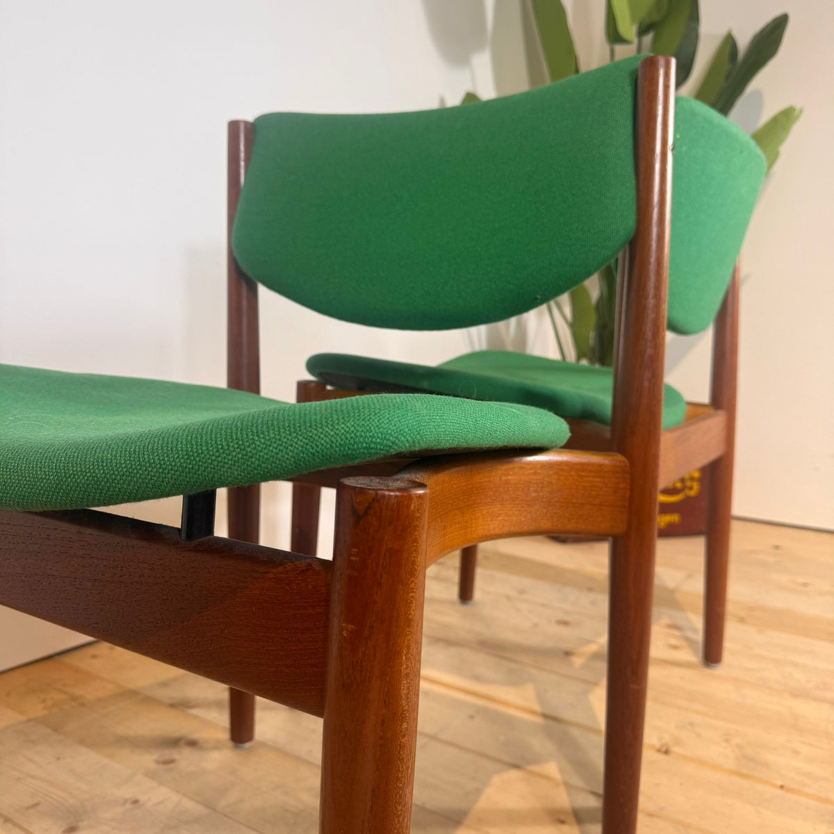 Set di 6 sedie in teak model 197 di Finn Juhl, anni ’60