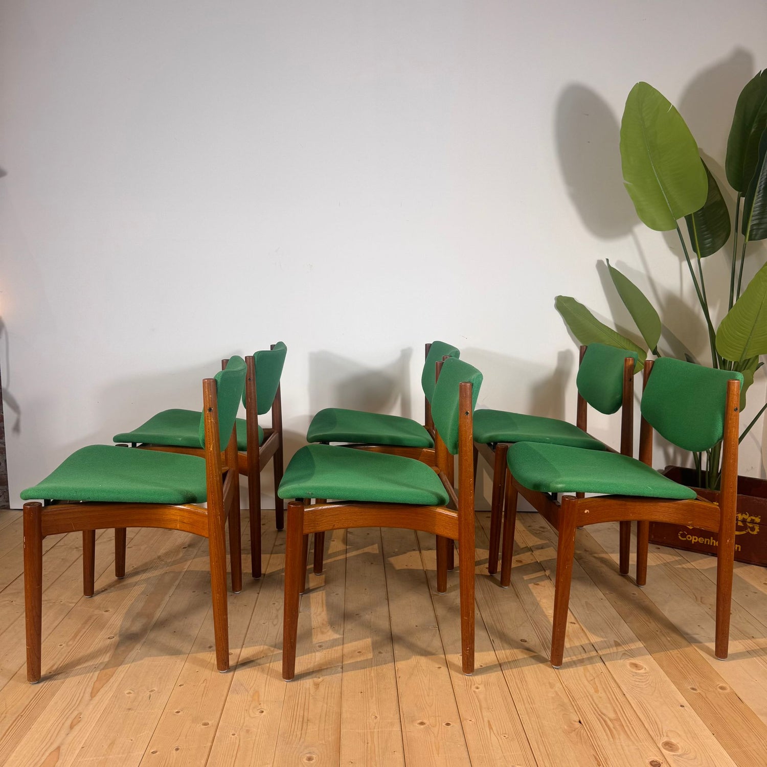 Set di 6 sedie in teak model 197 di Finn Juhl, anni ’60