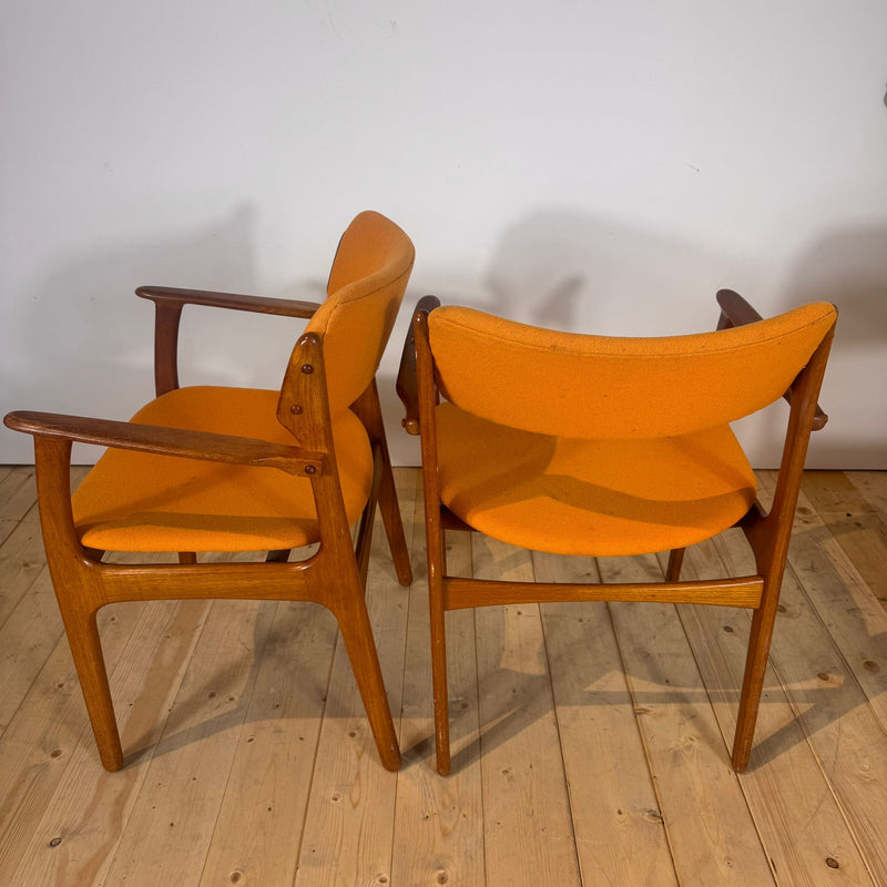 Set di 6 sedie con braccioli di Erik Buch, anni ’60